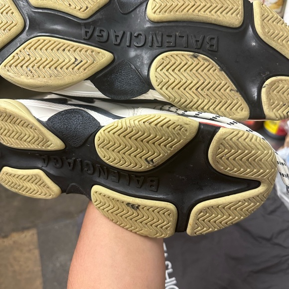 Used balenciaga triple s authentic 100% see pics for details - Picture 2 of 5